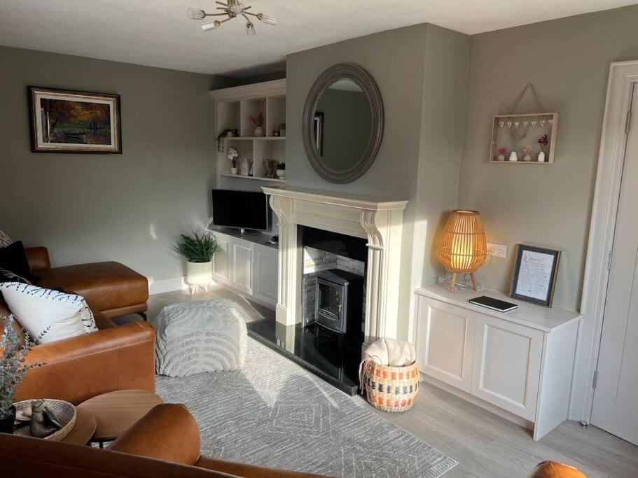 Sarah'S Cottage نيوري المظهر الخارجي الصورة